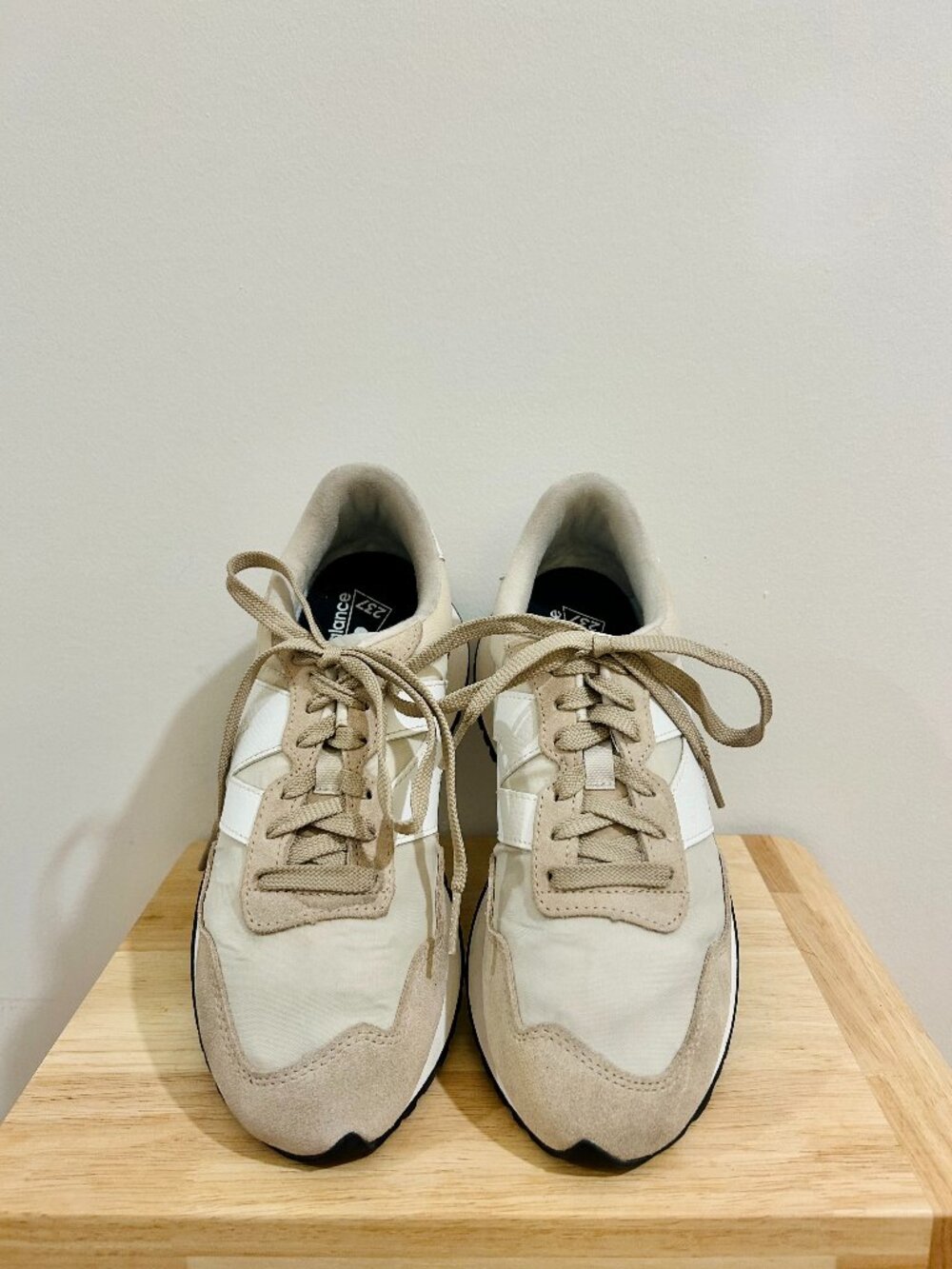 New Balance 237 Sneakers in Cream/Tan/White, Size 8
